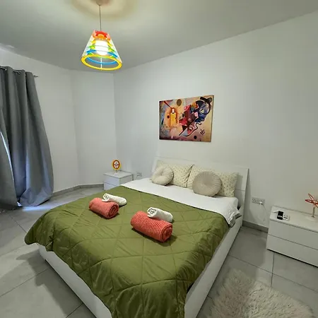 Cozy One Bedroom *