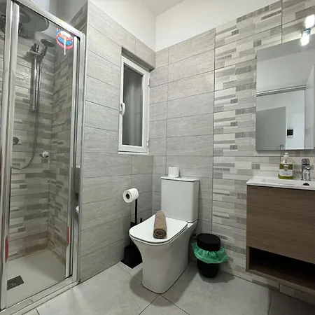 Cozy One Bedroom *