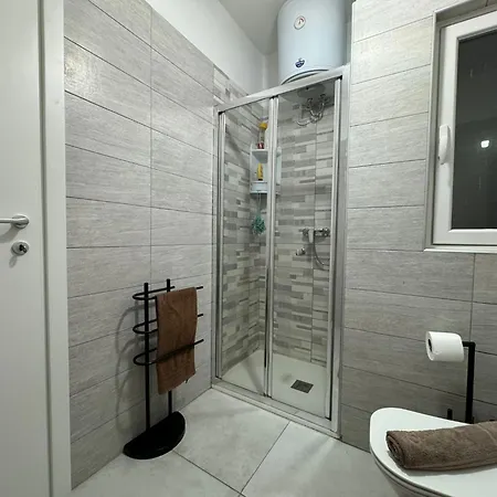 Cozy One Bedroom * Tal-Hriereb